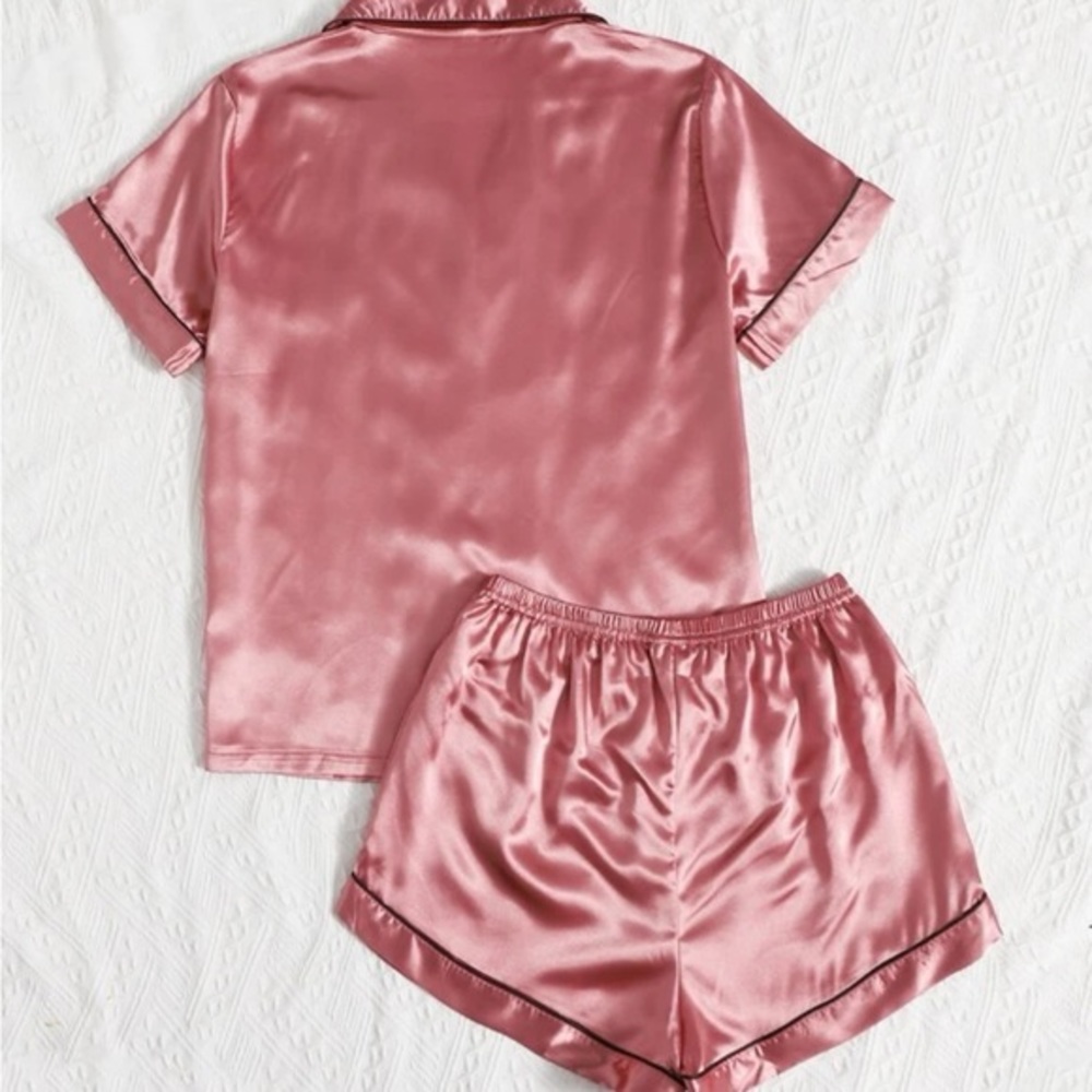 SHEIN Satin PJ's - Picture 2 of 6